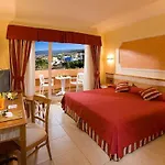 فندق Tierra De Oro 4*