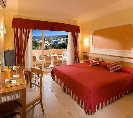 Hotel Tierra De Oro 4*