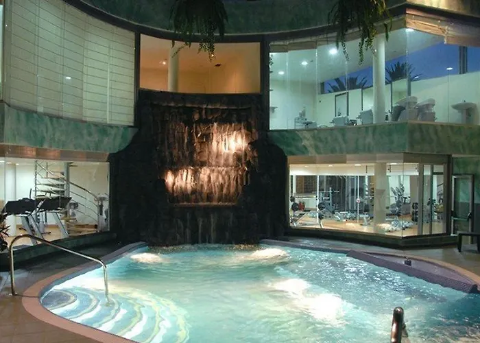 Hotel Tierra De Oro 4*